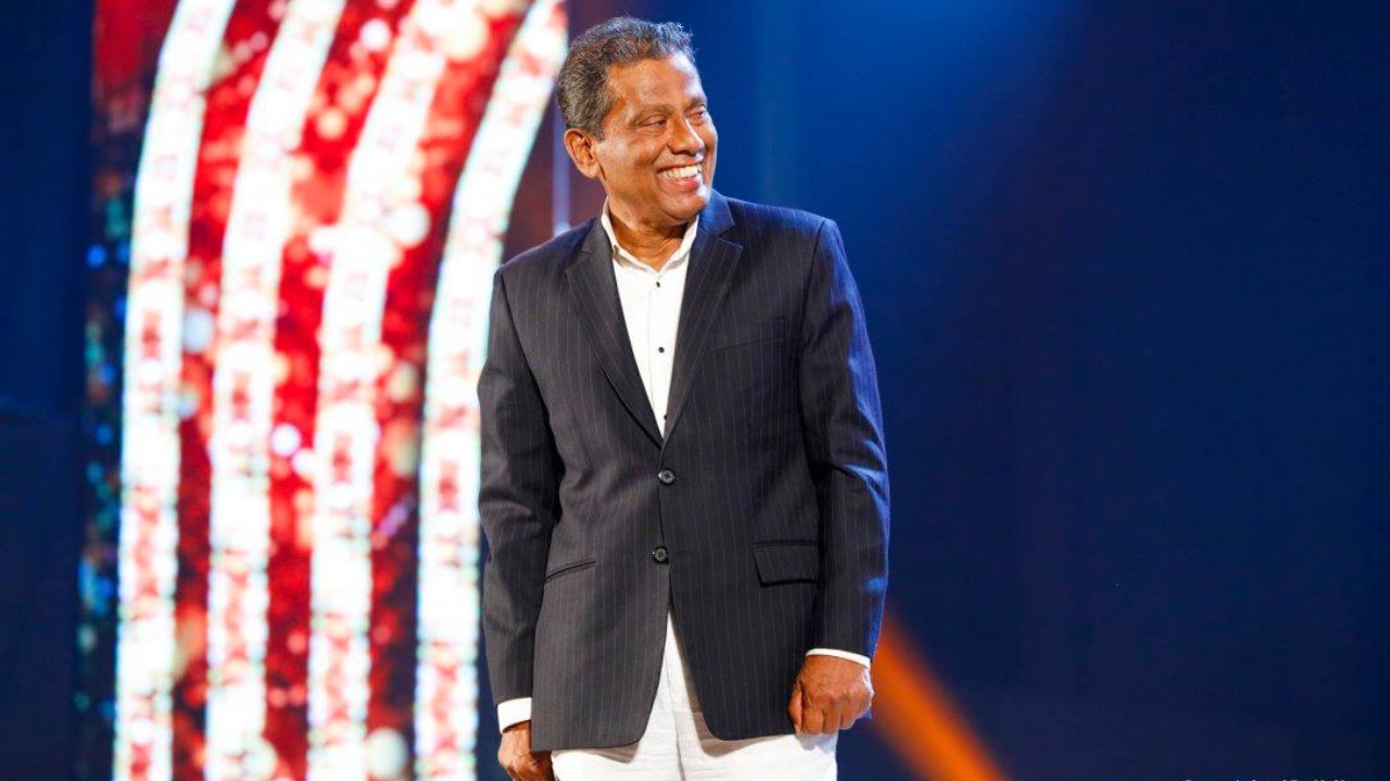 පත්තර කලාවේ පෙරැළි කළ ඔහු නික්ම ගොස් වසරයි