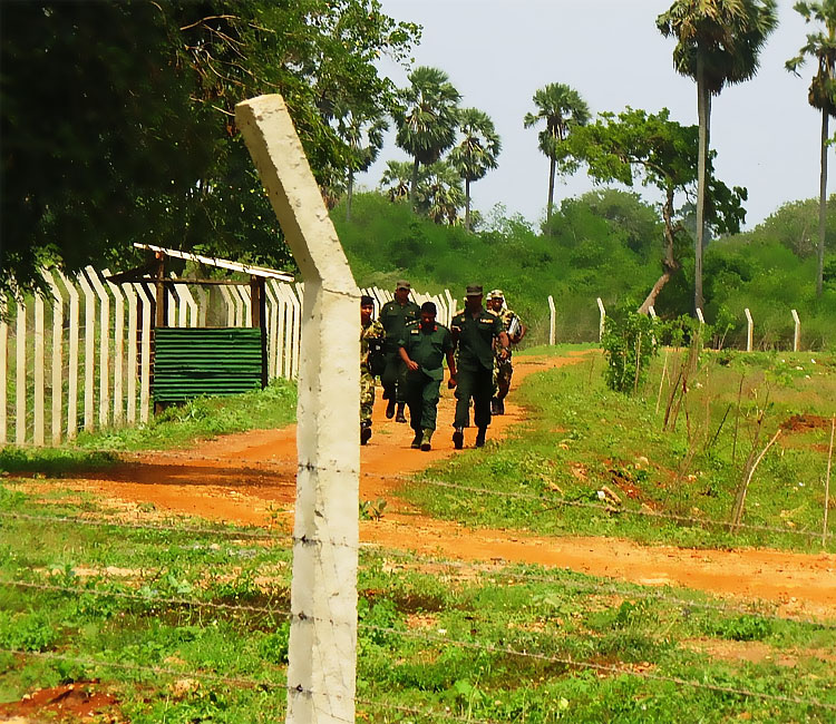 නිදහස වෙනුවෙන් යාපනයේ අධි ආරක්ෂිත කලාපයේ ඉඩම් නිදහස් කරයි! දැනට අක්කර 80යි