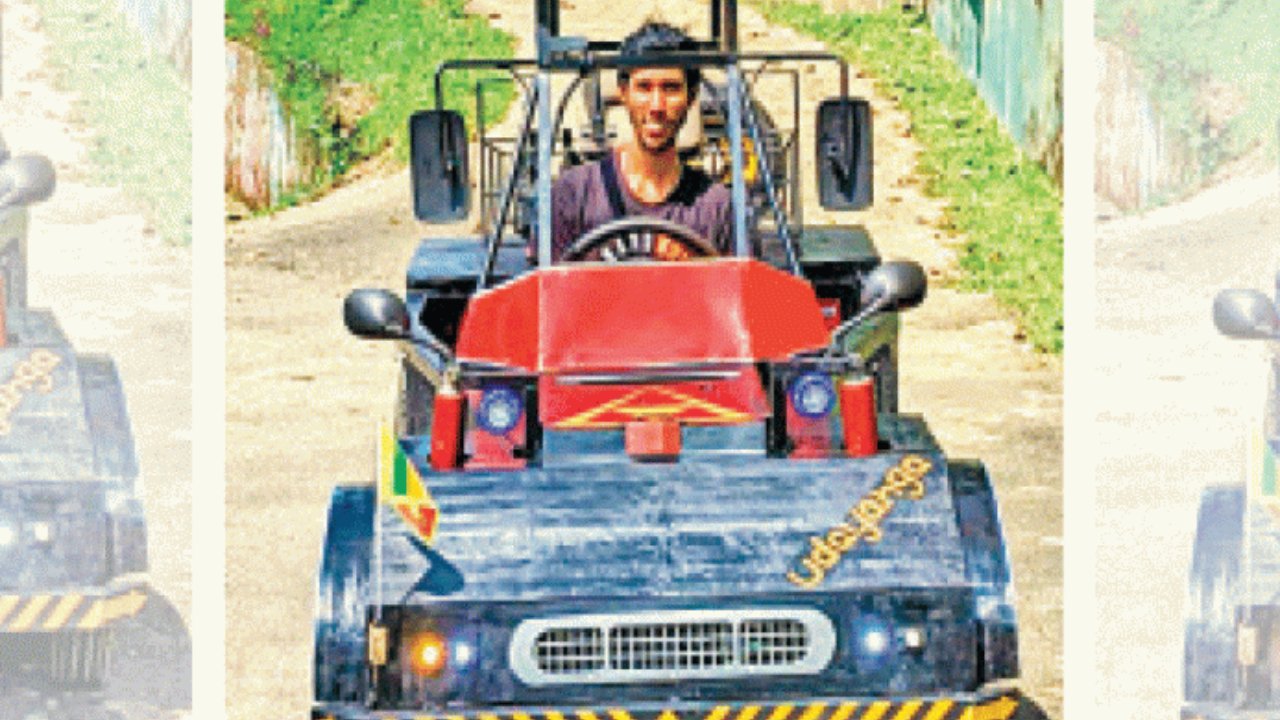 මෝටර් රථයක් හදන පැතුම ඉටුකරගත් පැතුම්