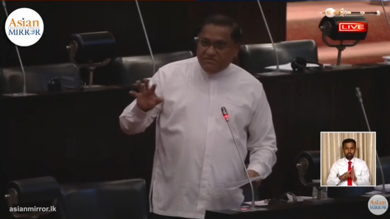 “ඩොලර් මිලියන 05ක් ගිණුමකට දාගෙන” – විජිත නම් ගම් සහිතව සියල්ල එළියට දායි