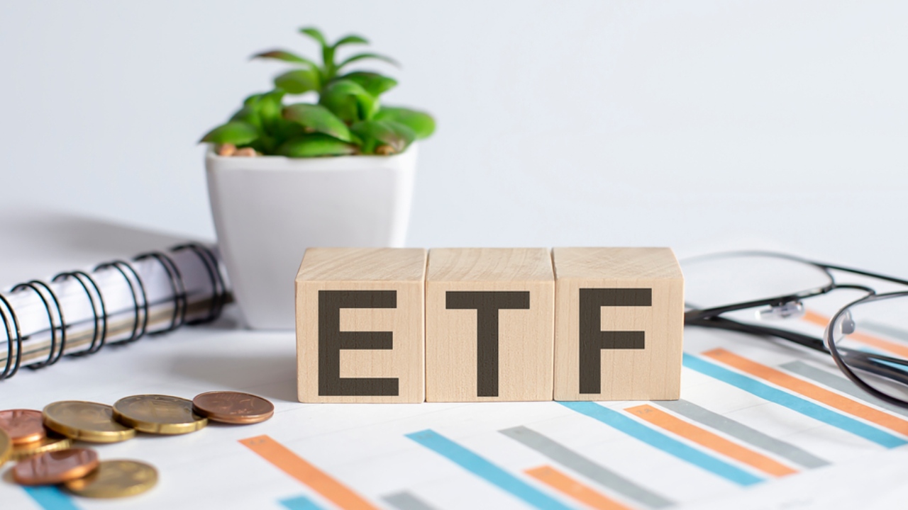 ETF සහ EPF කපා හරීද? – ඇමතිගෙන් විශේෂ හෙළිදරව්වක්