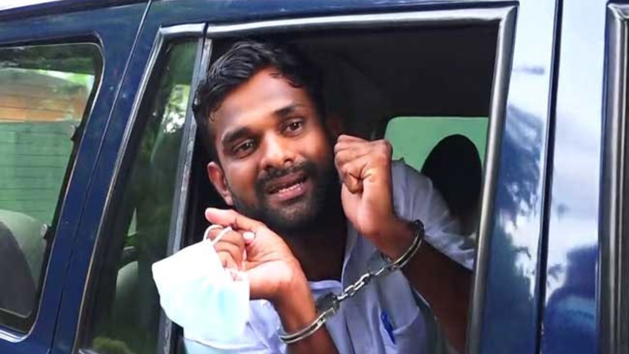 සමාජ ක්‍රියාකාරී පියත්ට ලැබුණු අධිකරණ නියෝගය