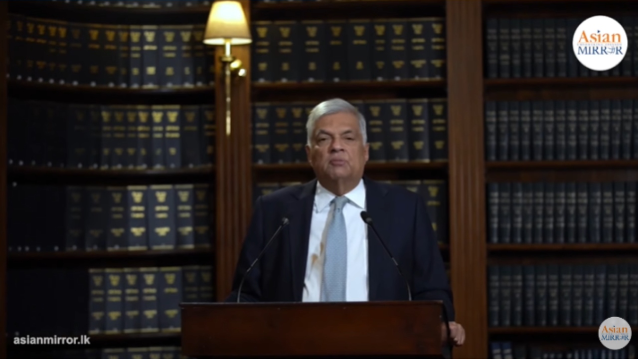ආර්ථිකය ස්ථාවර තත්ත්වයට පත් වෙමින් පවතිනවා – ජනපති ජාතිය අමතමින් කියයි (VIDEO)