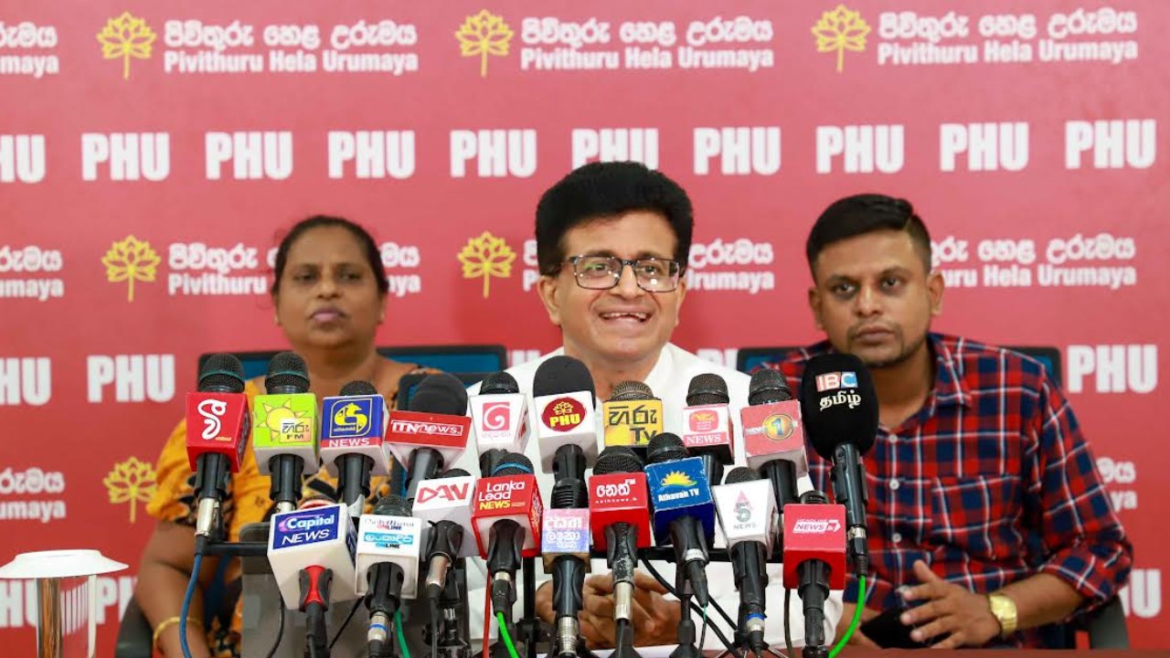 පොලීසිය ගැන සතුටුයි – ගම්මන්පිල ආණ්ඩුවට හොඳ කියයි