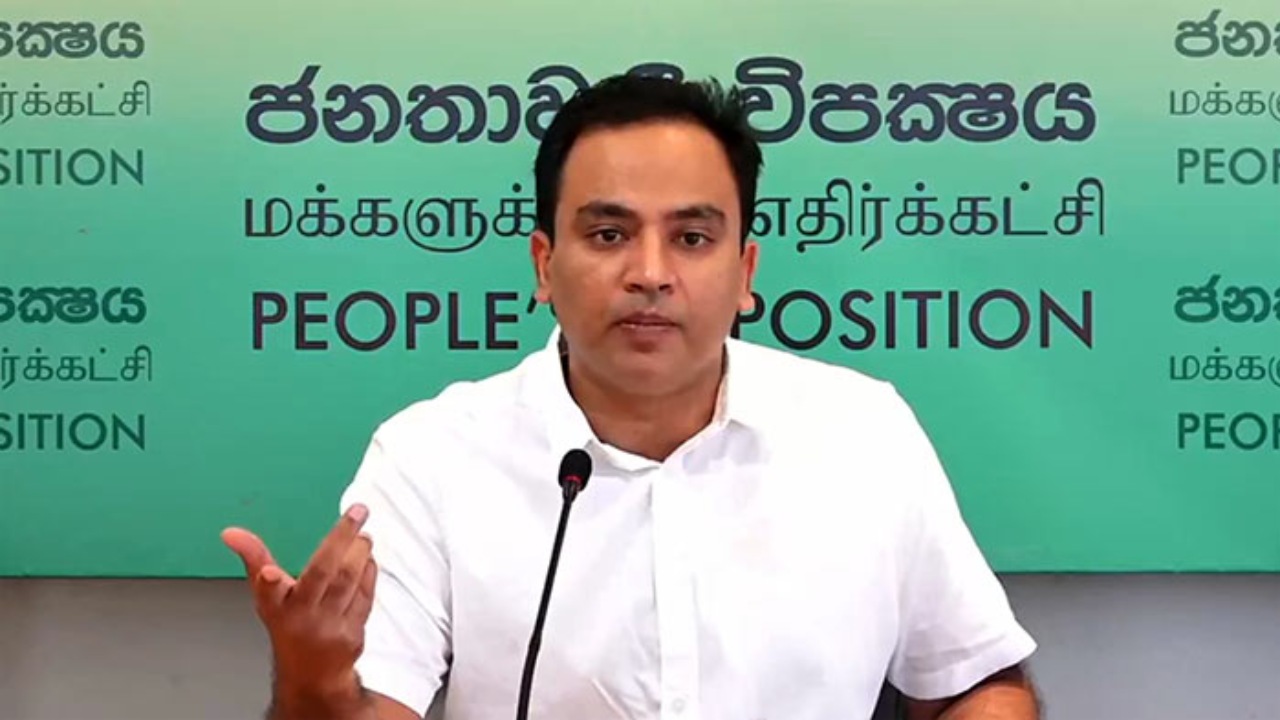 “අරගලයෙන් එළවපු පාලකයෝ අරගලකරුවන්ට පාඩමක් උගන්වන්න පටන් අරගෙන” – හර්ෂණ