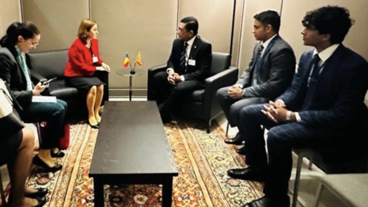 UN සමුළුවලට අලි සබ්රි තම පුතාව අරන් යන්නේ ඇයි?- අලි සබ්රි කට අරියි