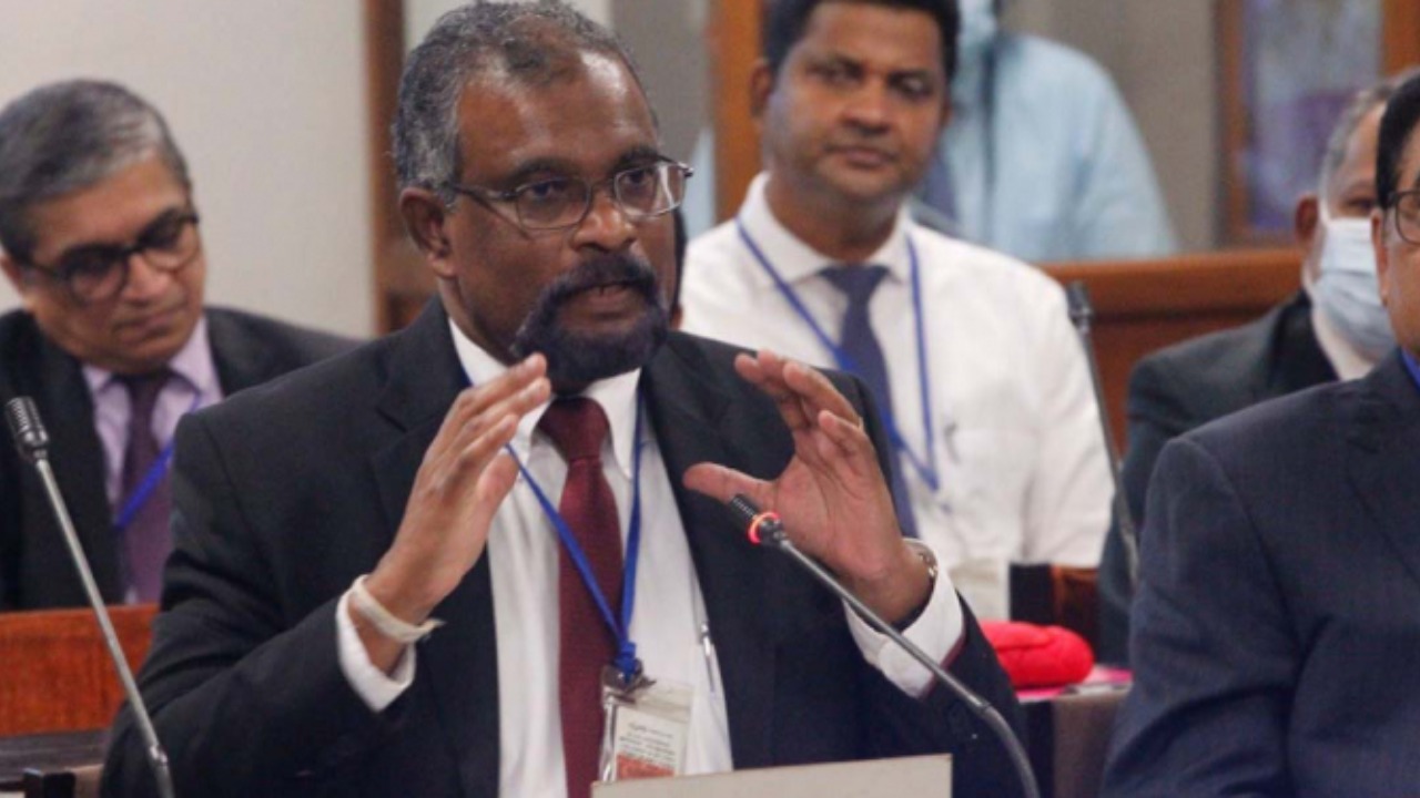 මුදල් අමාත්‍යංශ ලේකම් මුල්‍ය බංකොලොත්භාවයක් ප්‍රකාශ නොකළ බව පිලි ගනී