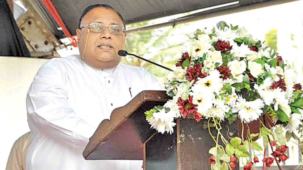 ශාන් විජයලාල් කරණමක් ගසයි