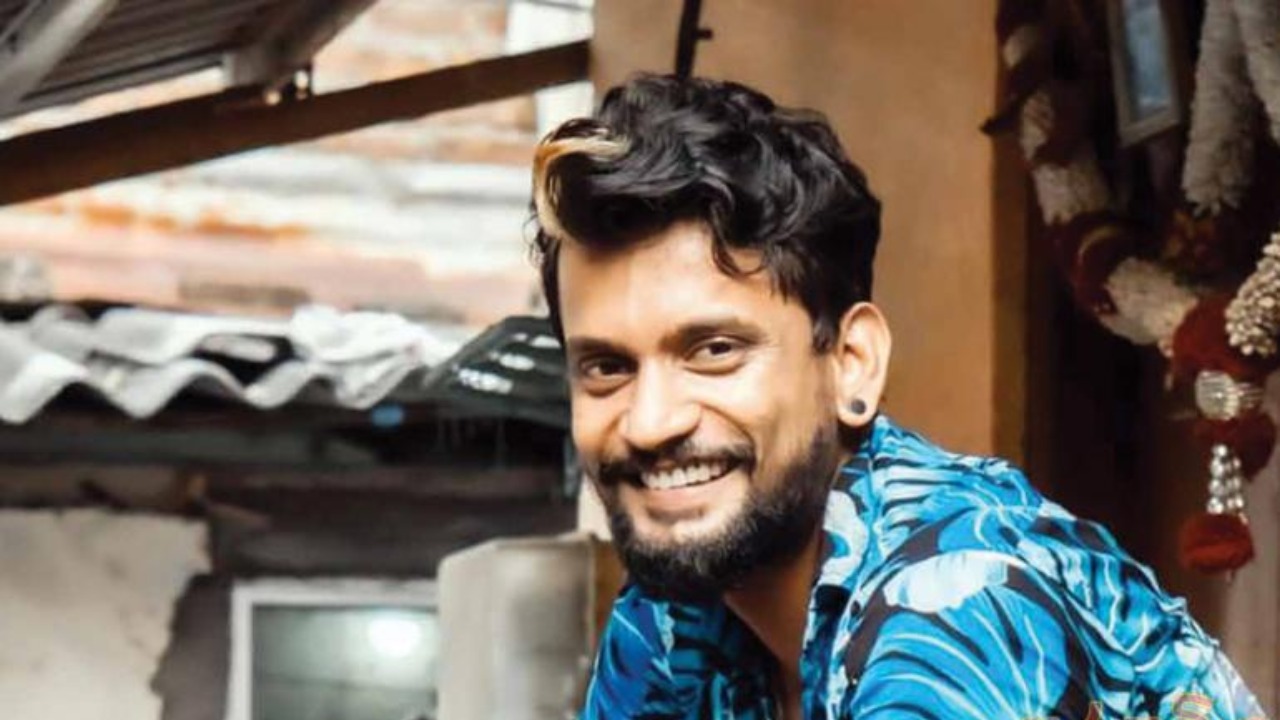 රන්දික ගුණතිලක කියන්නෙ නිසැකවම සුපිරි වැඩ්ඩෙක්