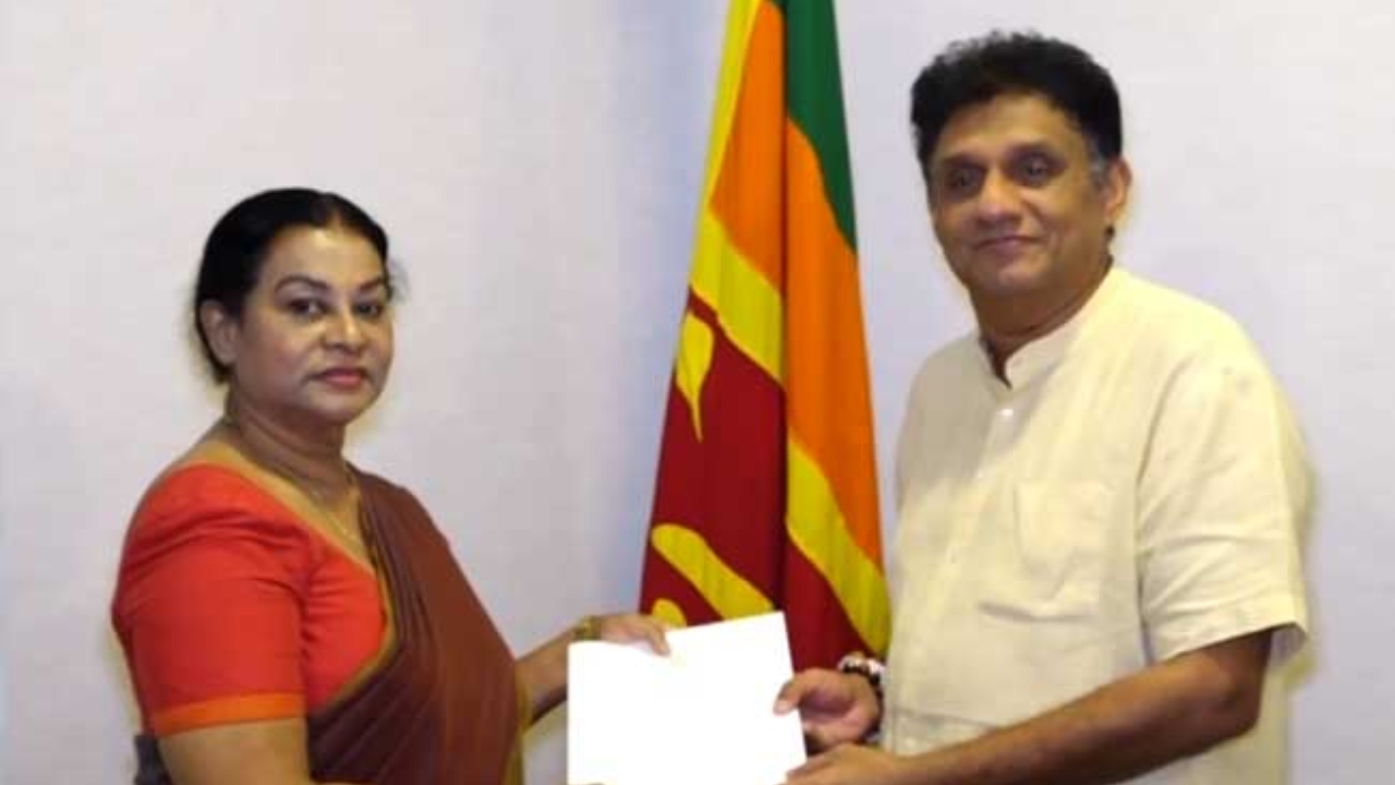 ජැක්සන් ඇන්තනීගේ බිරිඳ සජබයට එක්වෙයි